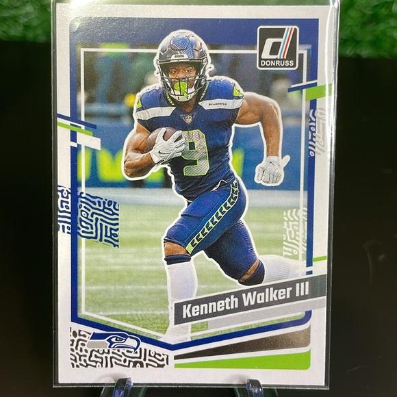 24. Panini Lot of 10 Seattle Seahawks Football Trading Cards 🏈🏈 - Picture 8 of 10